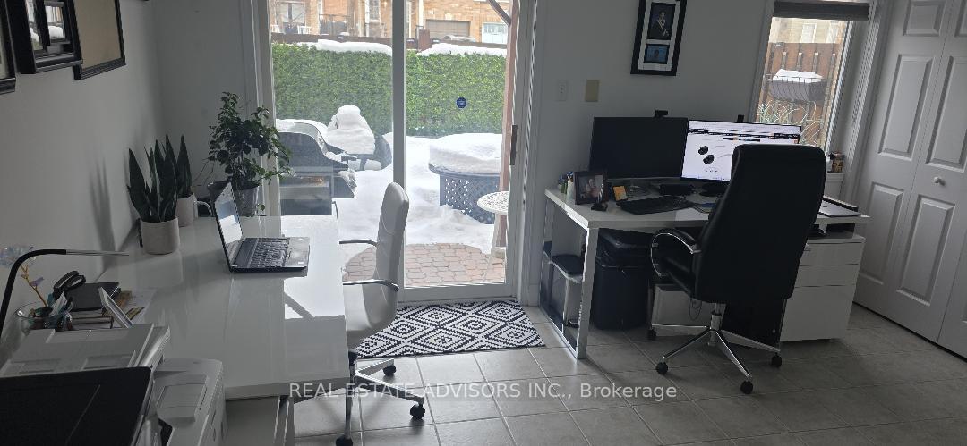 Photo 15 of Unit 39, 165 Fieldstone Drive, Vaughan, East Woodbridge — HOMEH