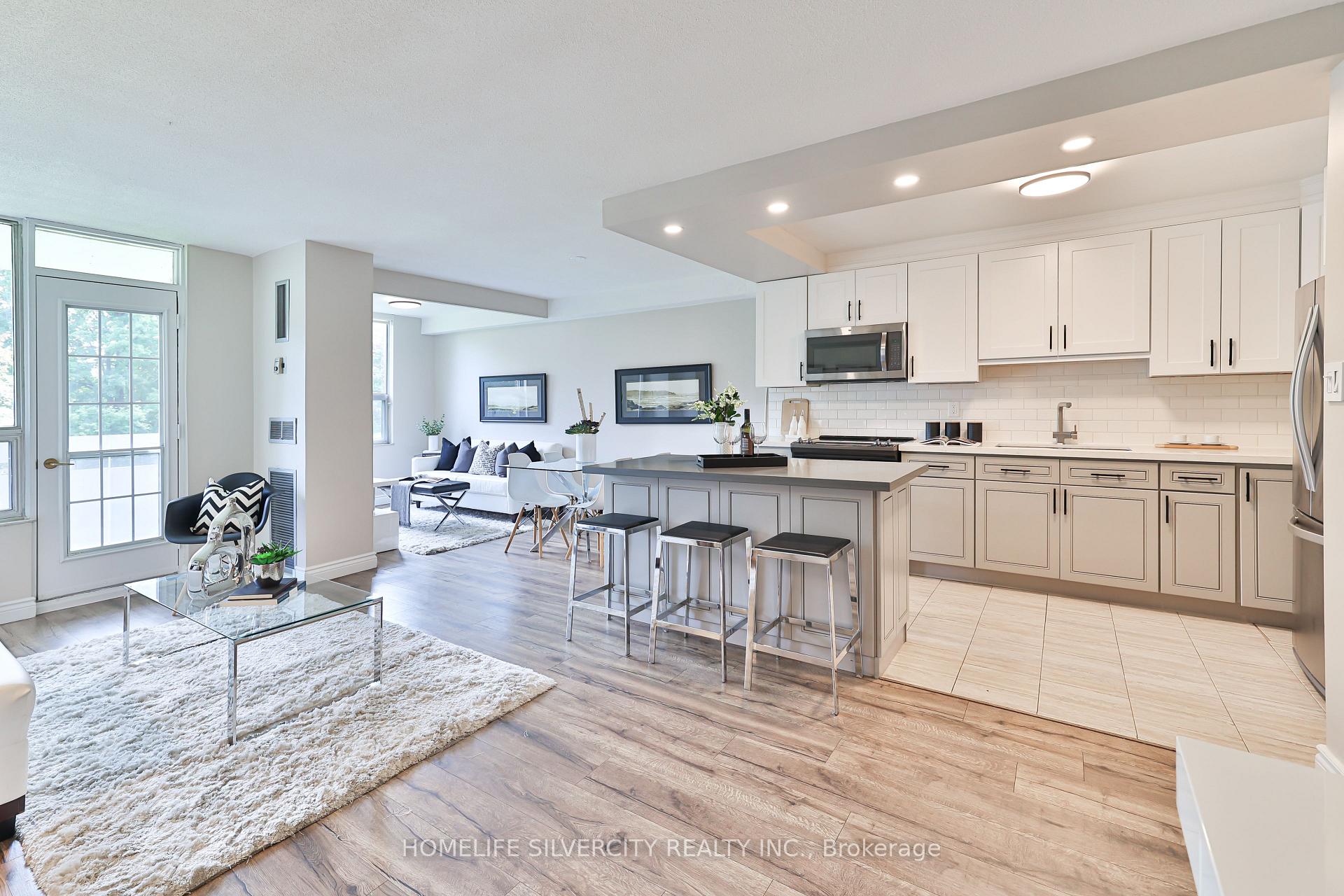 Photo 9 of Unit 105, 20 Edgecliff Golfway, Toronto, Flemingdon Park — HOMEH