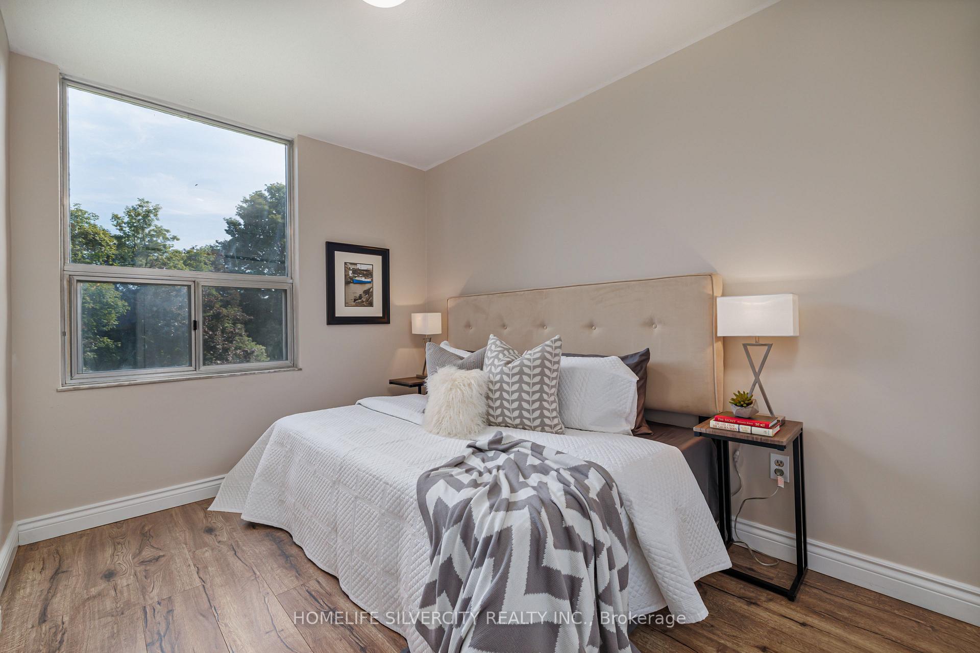 Photo 14 of Unit 105, 20 Edgecliff Golfway, Toronto, Flemingdon Park — HOMEH