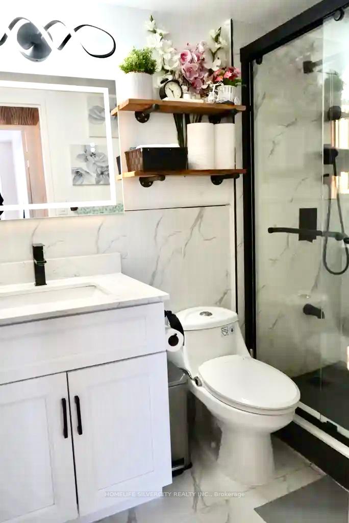 Photo 16 of Unit 105, 20 Edgecliff Golfway, Toronto, Flemingdon Park — HOMEH