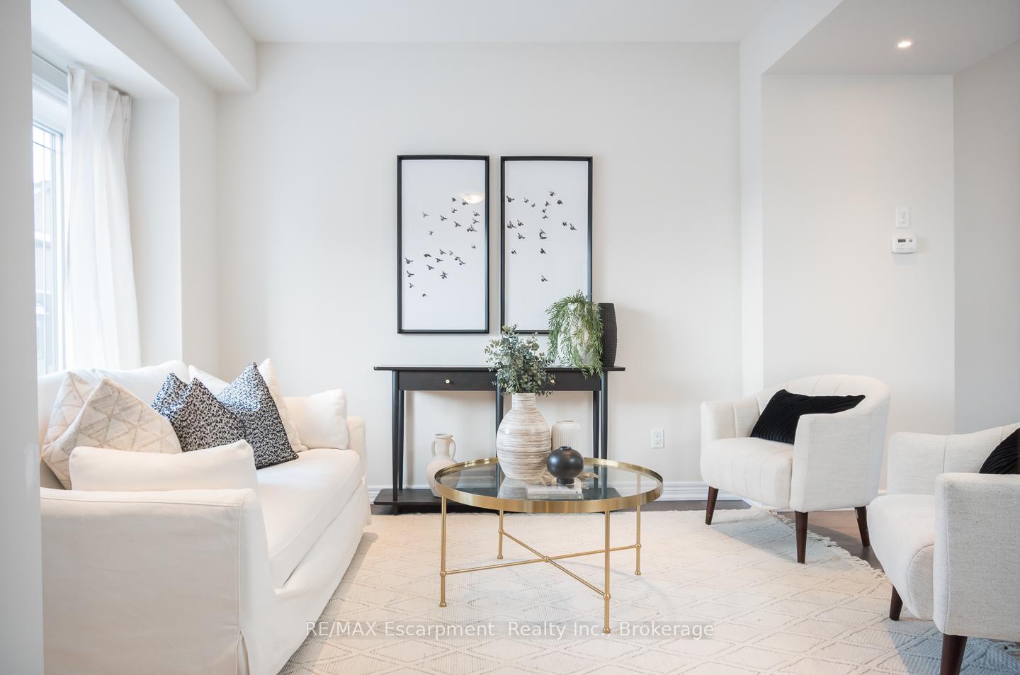Photo 6 of Unit 18, 19 Picardy Drive, Hamilton, Stoney Creek Mountain — HOMEH