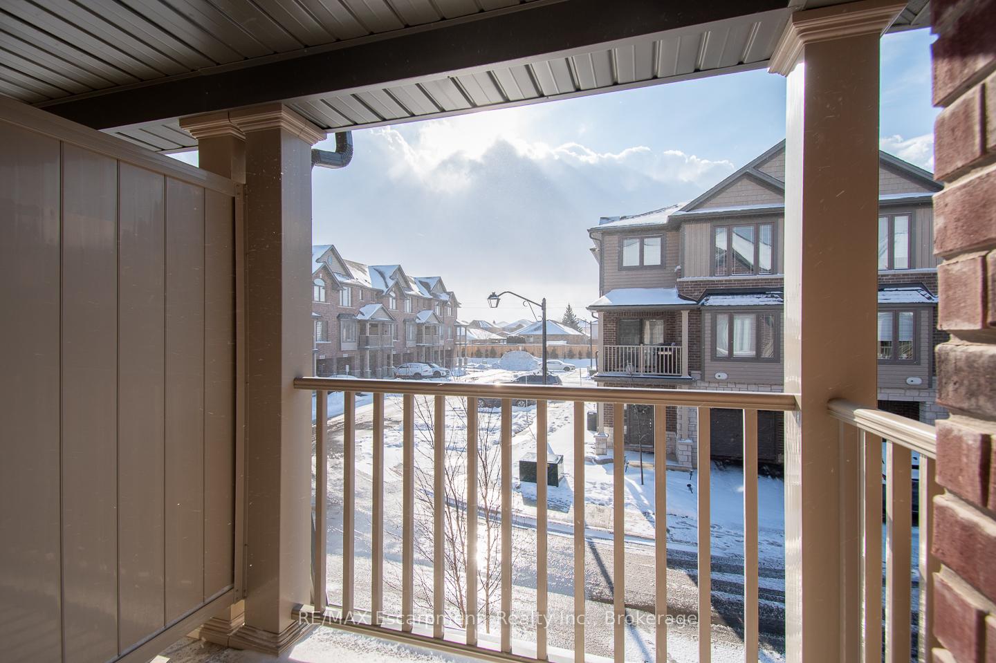 Photo 22 of Unit 18, 19 Picardy Drive, Hamilton, Stoney Creek Mountain — HOMEH