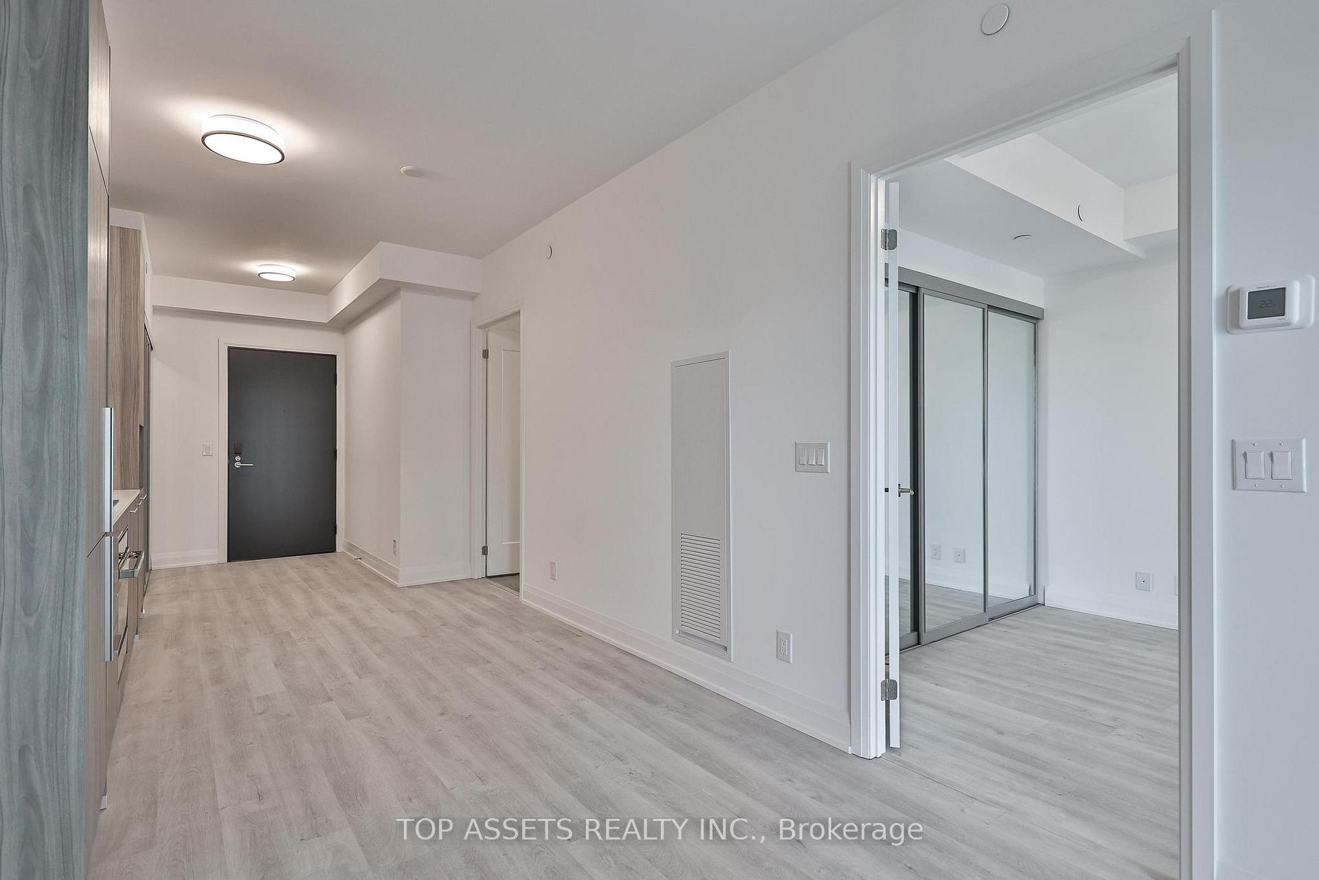 Photo 17 of Unit 1701, 65 Broadway Avenue, Toronto, Mount Pleasant West — HOMEH