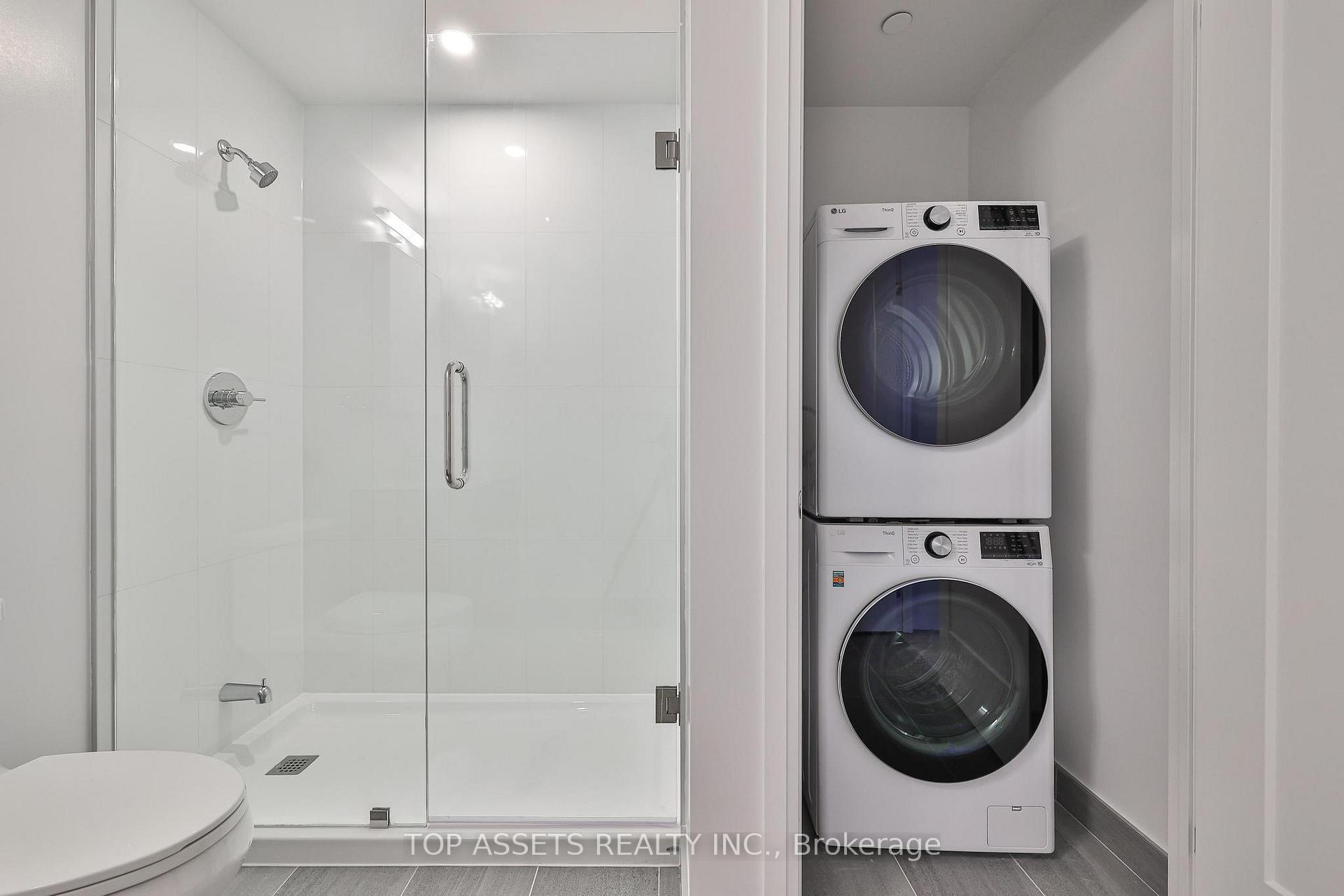 Photo 11 of Unit 1701, 65 Broadway Avenue, Toronto, Mount Pleasant West — HOMEH