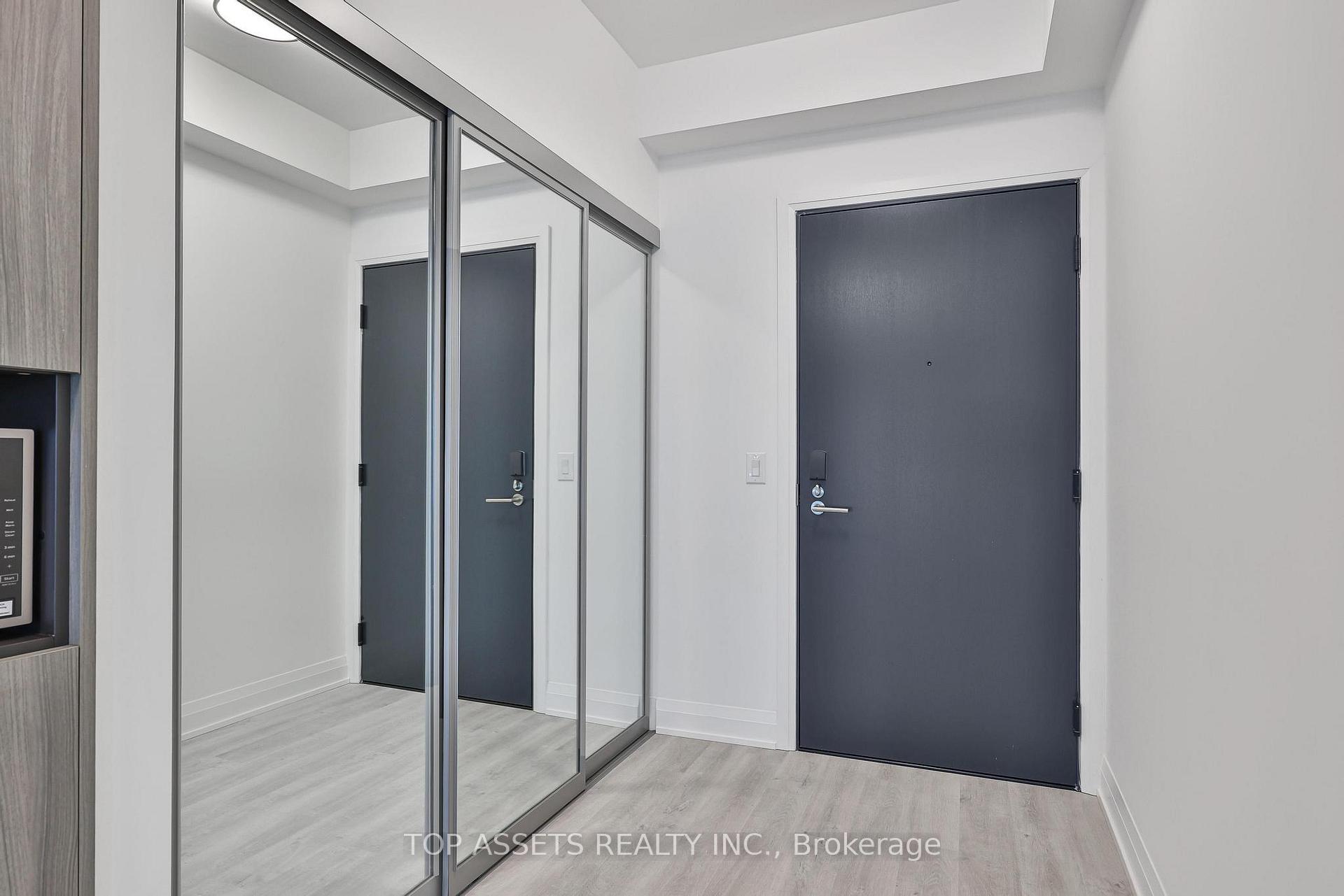 Photo 14 of Unit 1701, 65 Broadway Avenue, Toronto, Mount Pleasant West — HOMEH