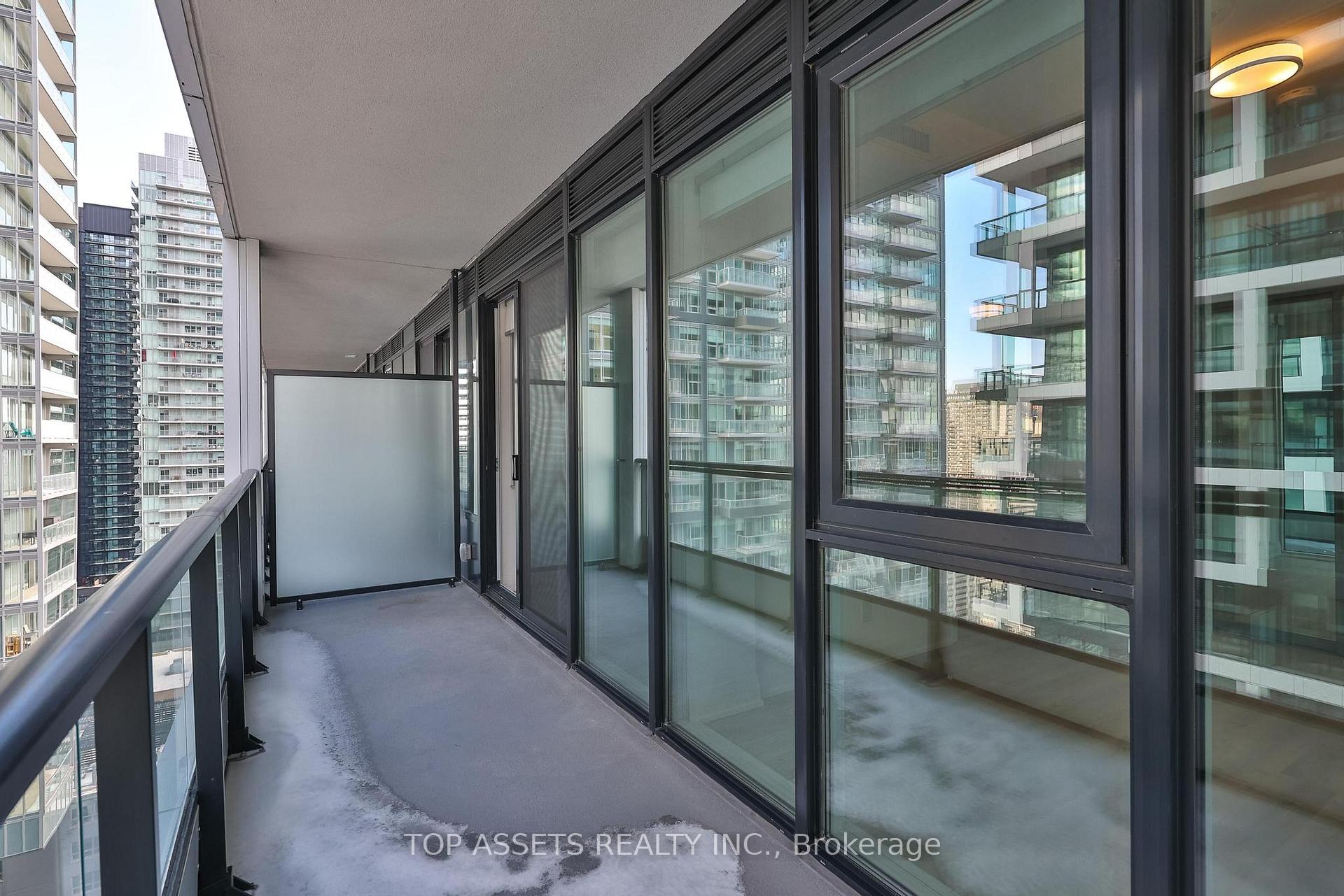 Photo 13 of Unit 1701, 65 Broadway Avenue, Toronto, Mount Pleasant West — HOMEH