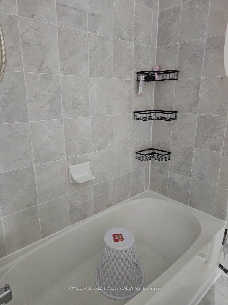 Photo 11 of 146 Werry Avenue, Southgate — HOMEH