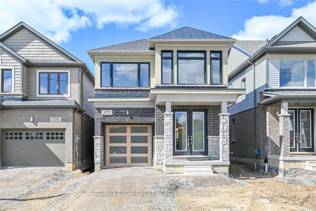 Photo 2 of 377 Provident Way, Hamilton, Rural Glanbrook — HOMEH