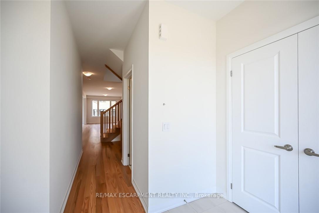 Photo 25 of 377 Provident Way, Hamilton, Rural Glanbrook — HOMEH