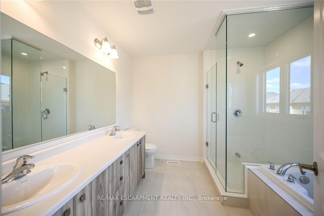 Photo 30 of 377 Provident Way, Hamilton, Rural Glanbrook — HOMEH