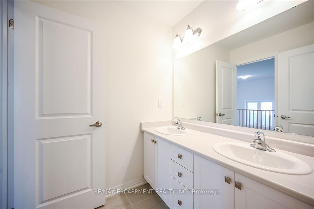 Photo 38 of 377 Provident Way, Hamilton, Rural Glanbrook — HOMEH