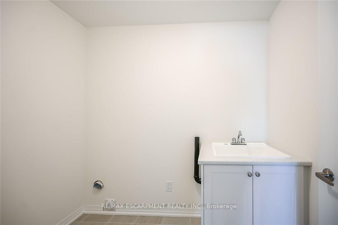 Photo 44 of 377 Provident Way, Hamilton, Rural Glanbrook — HOMEH