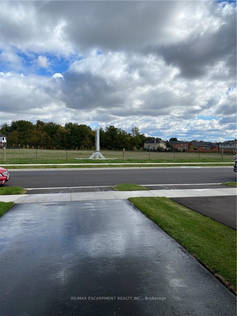 Photo 49 of 377 Provident Way, Hamilton, Rural Glanbrook — HOMEH