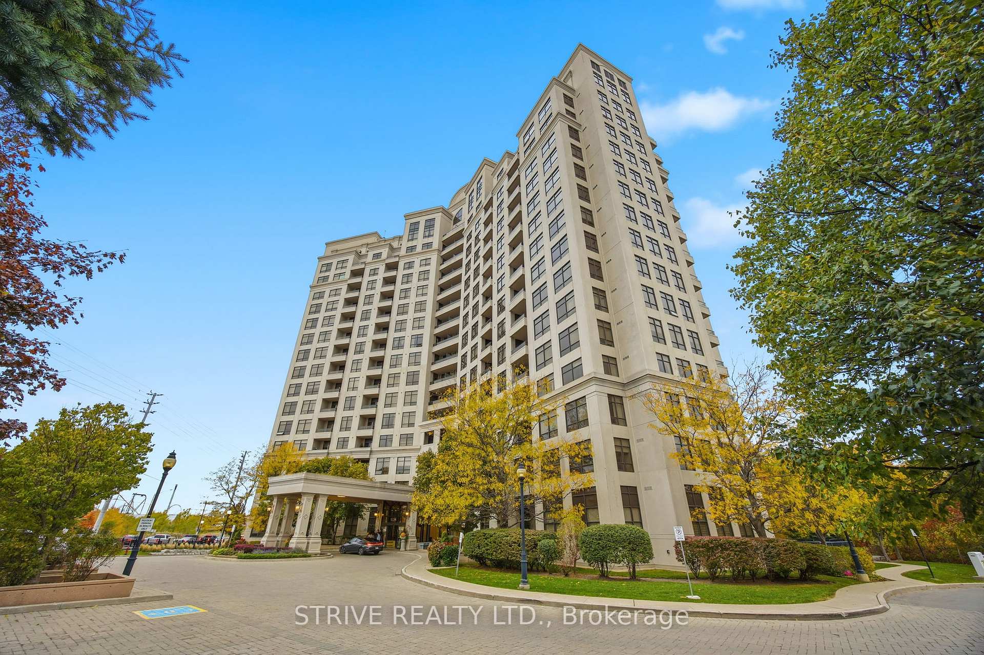 Photo 1 of Unit 417, 9225 Jane Street, Vaughan, Maple — HOMEH