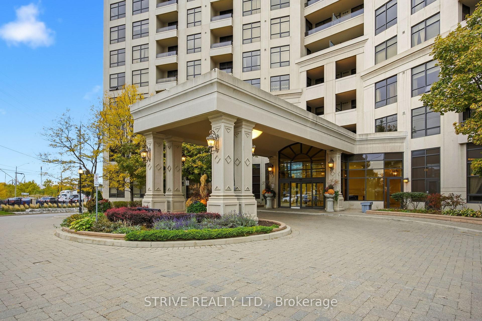 Photo 6 of Unit 417, 9225 Jane Street, Vaughan, Maple — HOMEH