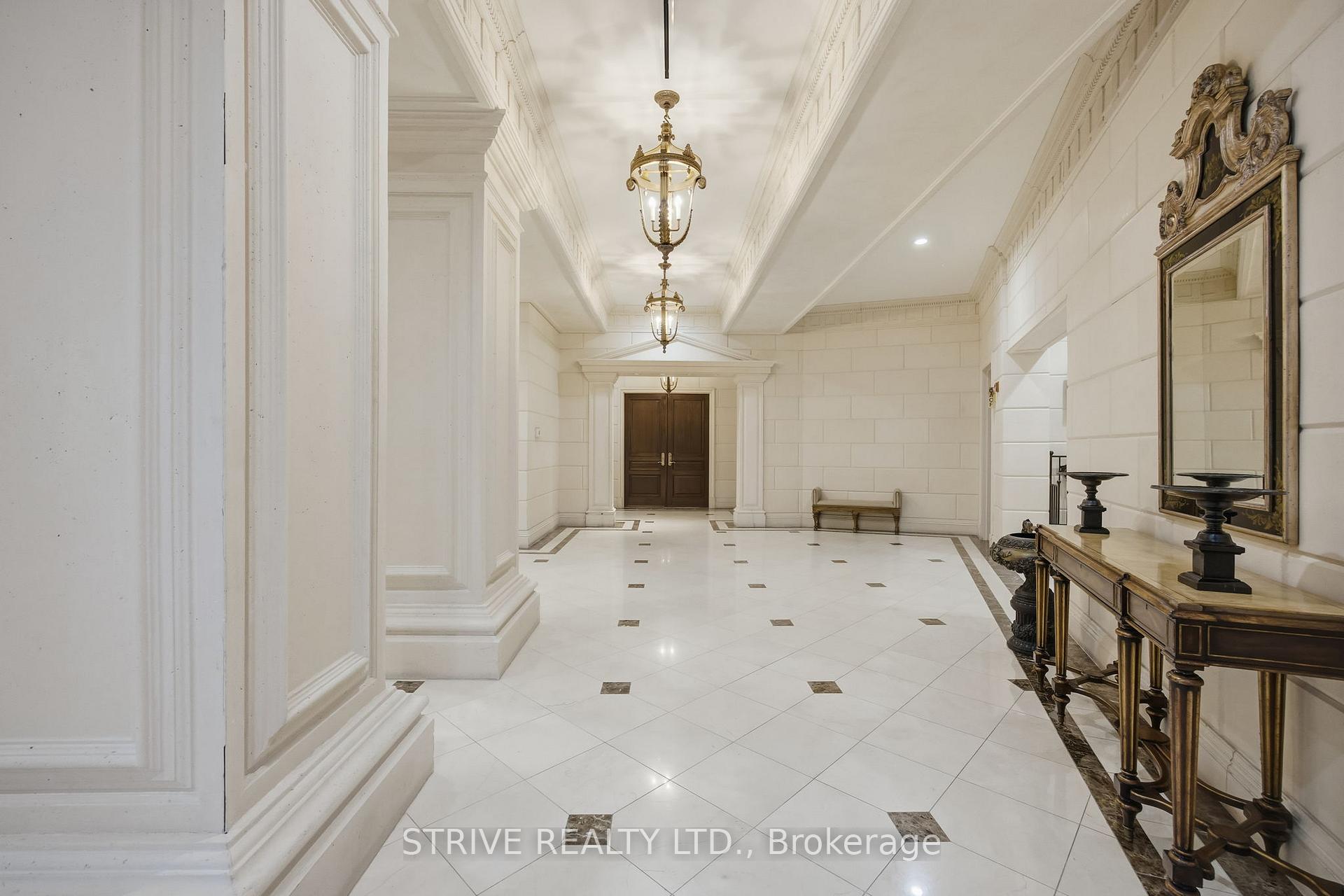 Photo 18 of Unit 417, 9225 Jane Street, Vaughan, Maple — HOMEH