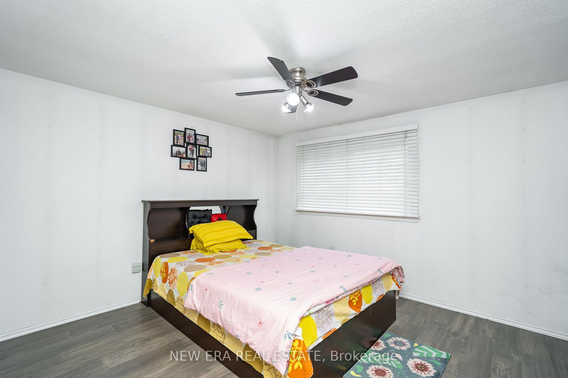 Photo 14 of 34 Lampman Lane, Barrie, Letitia Heights — HOMEH