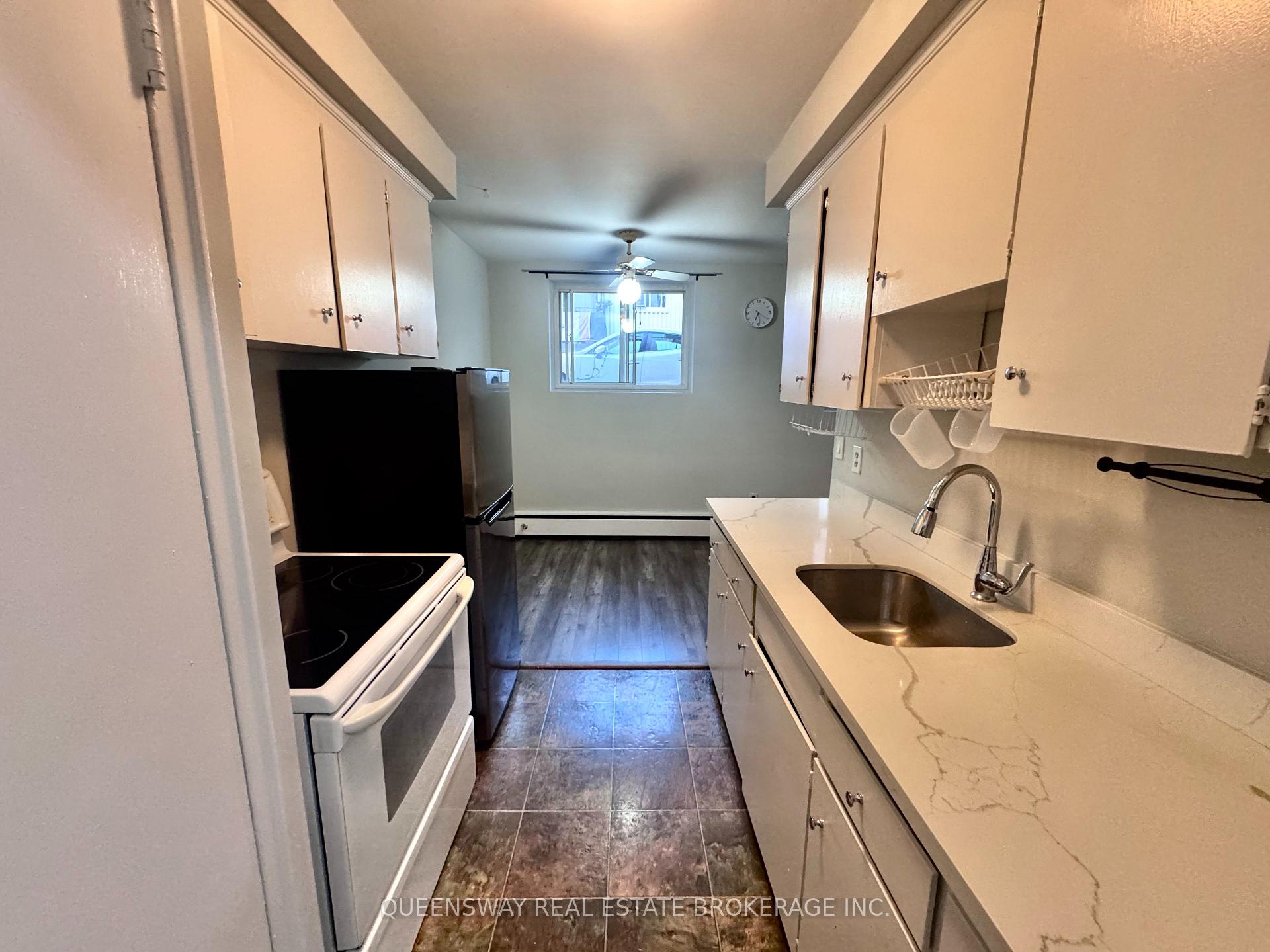 Photo 5 of 3-333 Gibb Street, Oshawa, Vanier — HOMEH