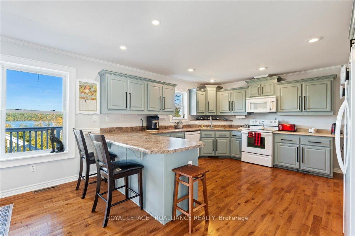 Photo 7 of 9800 Road 509, Frontenac, Frontenac North — HOMEH