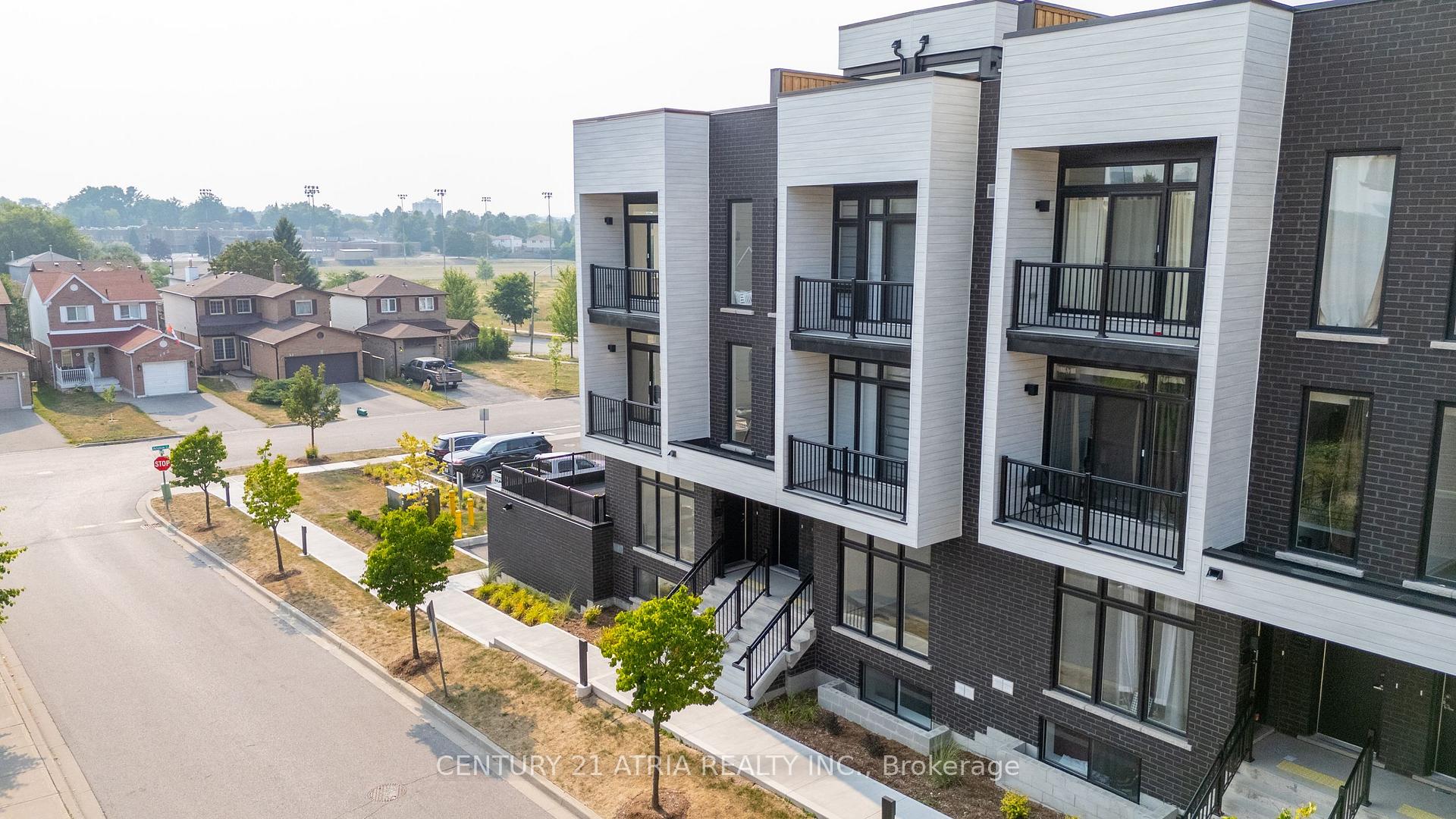 Photo 12 of Unit 10, 188 Angus Drive, Ajax, Central — HOMEH