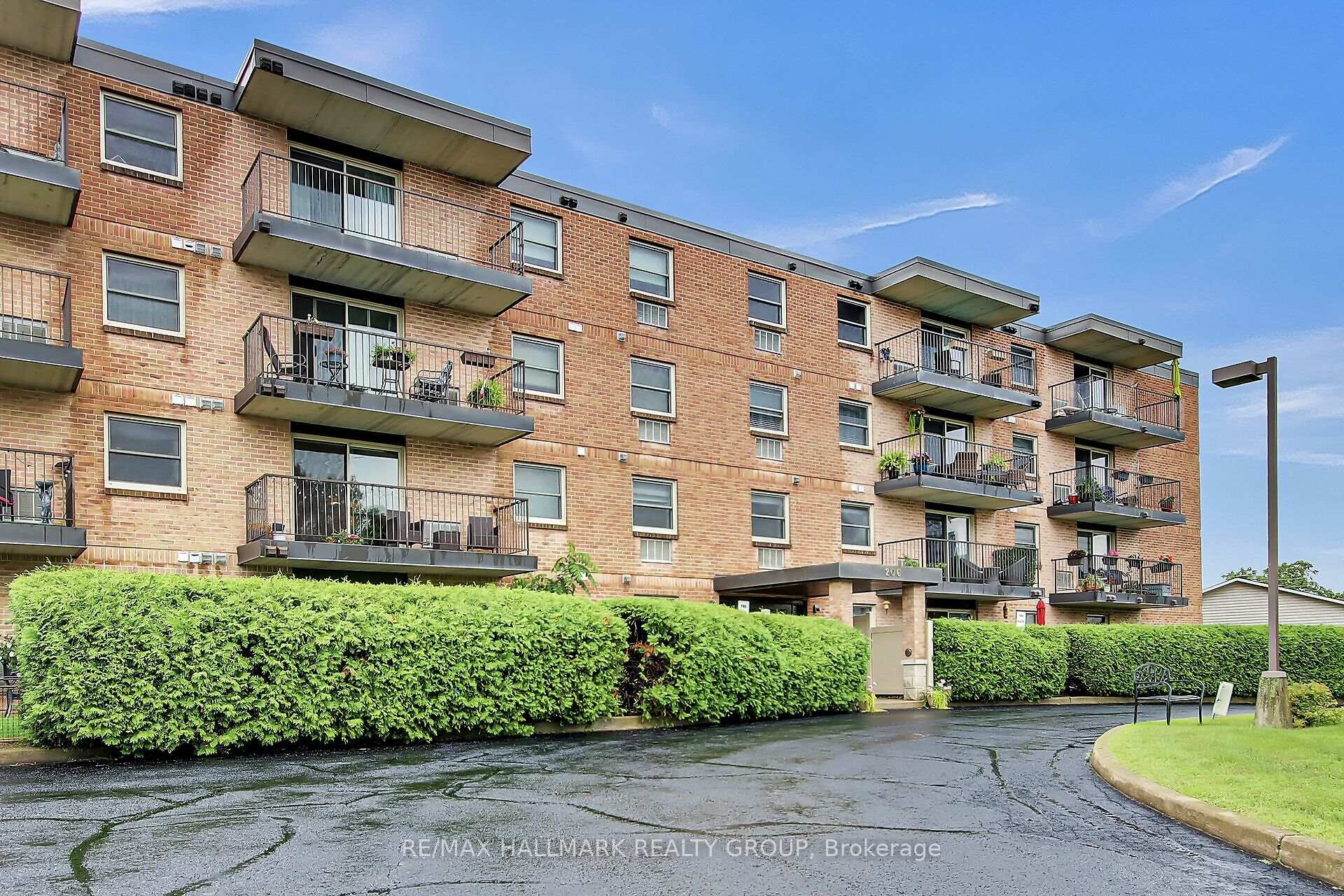 Front of Unit 104, 206 Woodward Street