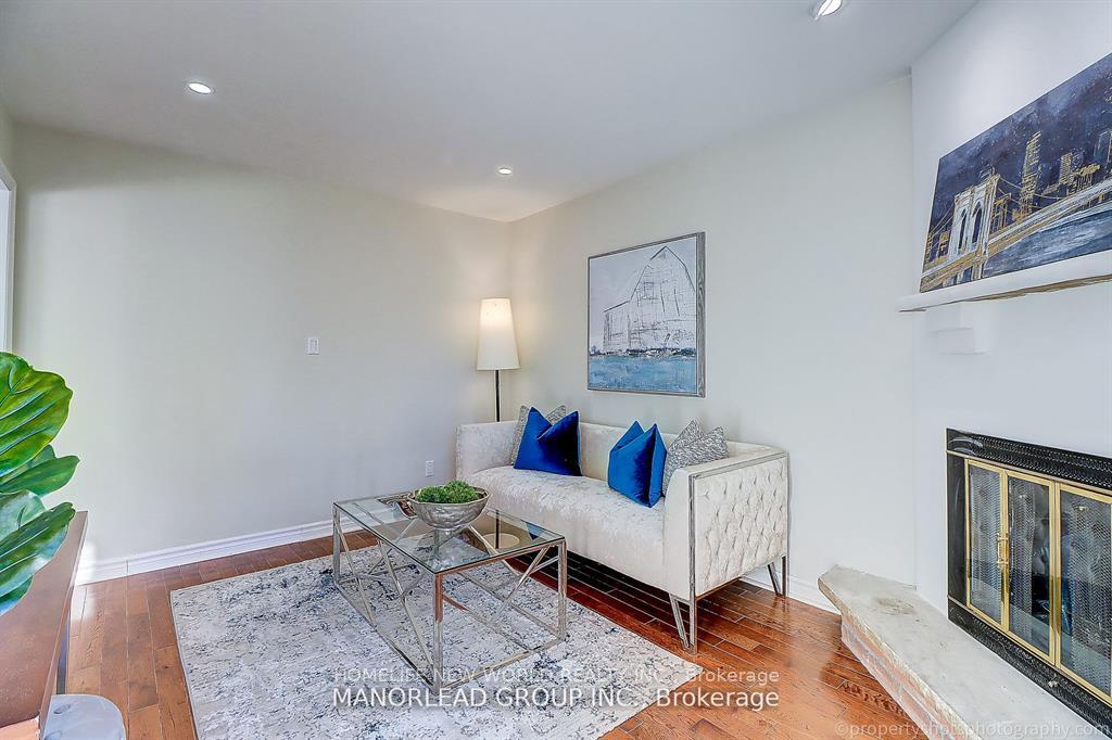 Photo 11 of 25 Forbes Crescent, Markham, Milliken Mills East — HOMEH