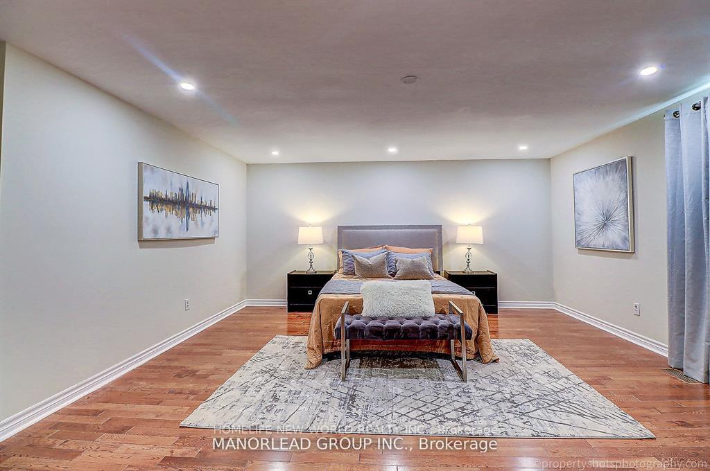 Photo 14 of 25 Forbes Crescent, Markham, Milliken Mills East — HOMEH