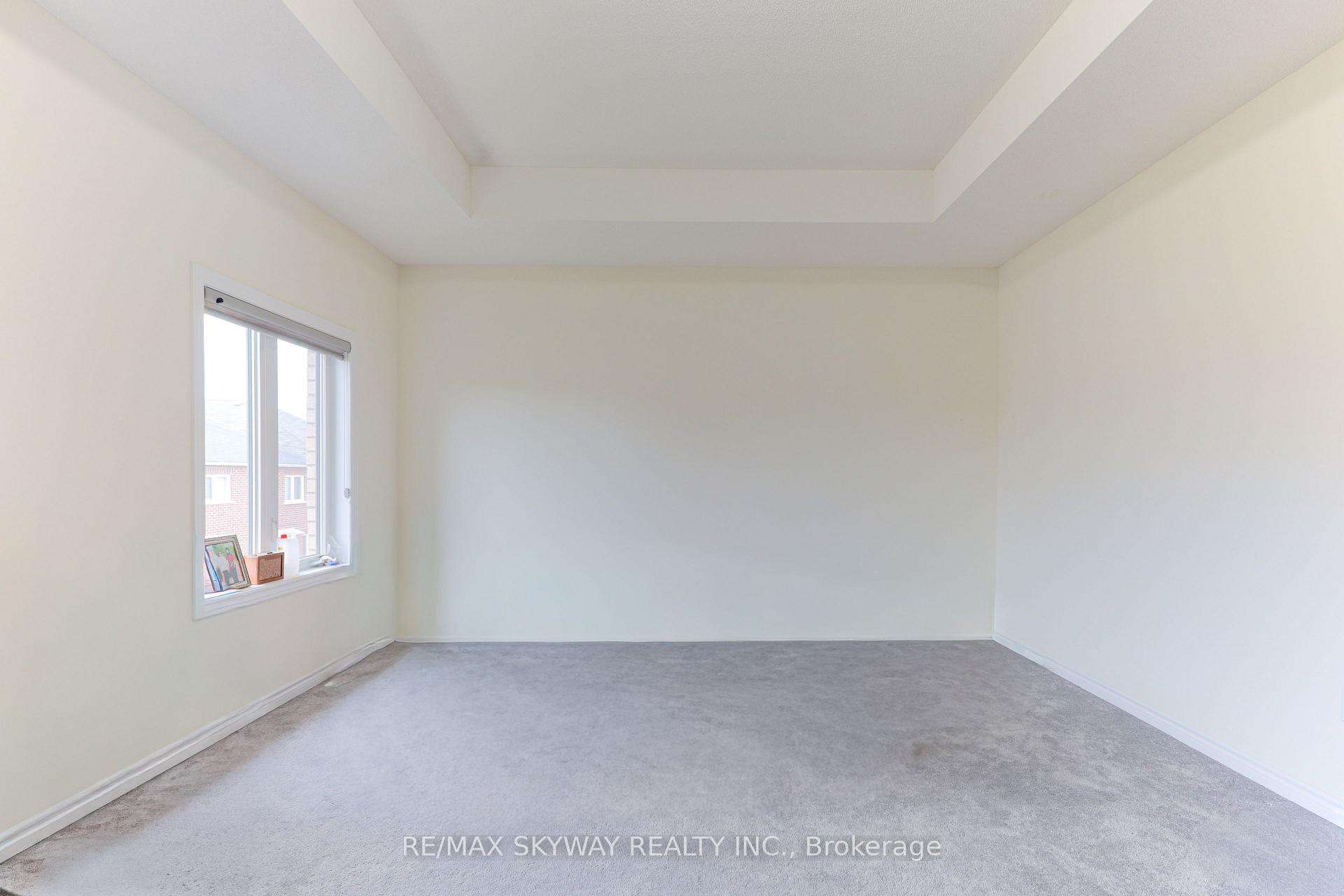 Photo 21 of 379 Valleyway Drive, Brampton, Credit Valley — HOMEH