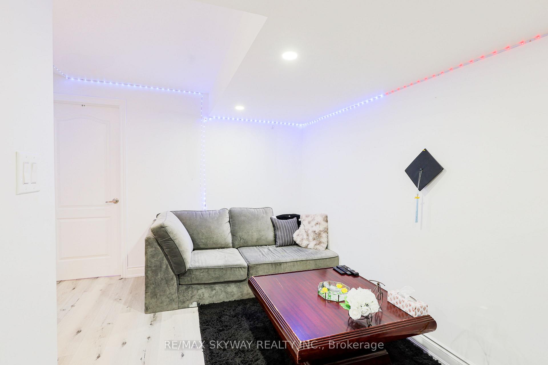 Photo 28 of 379 Valleyway Drive, Brampton, Credit Valley — HOMEH