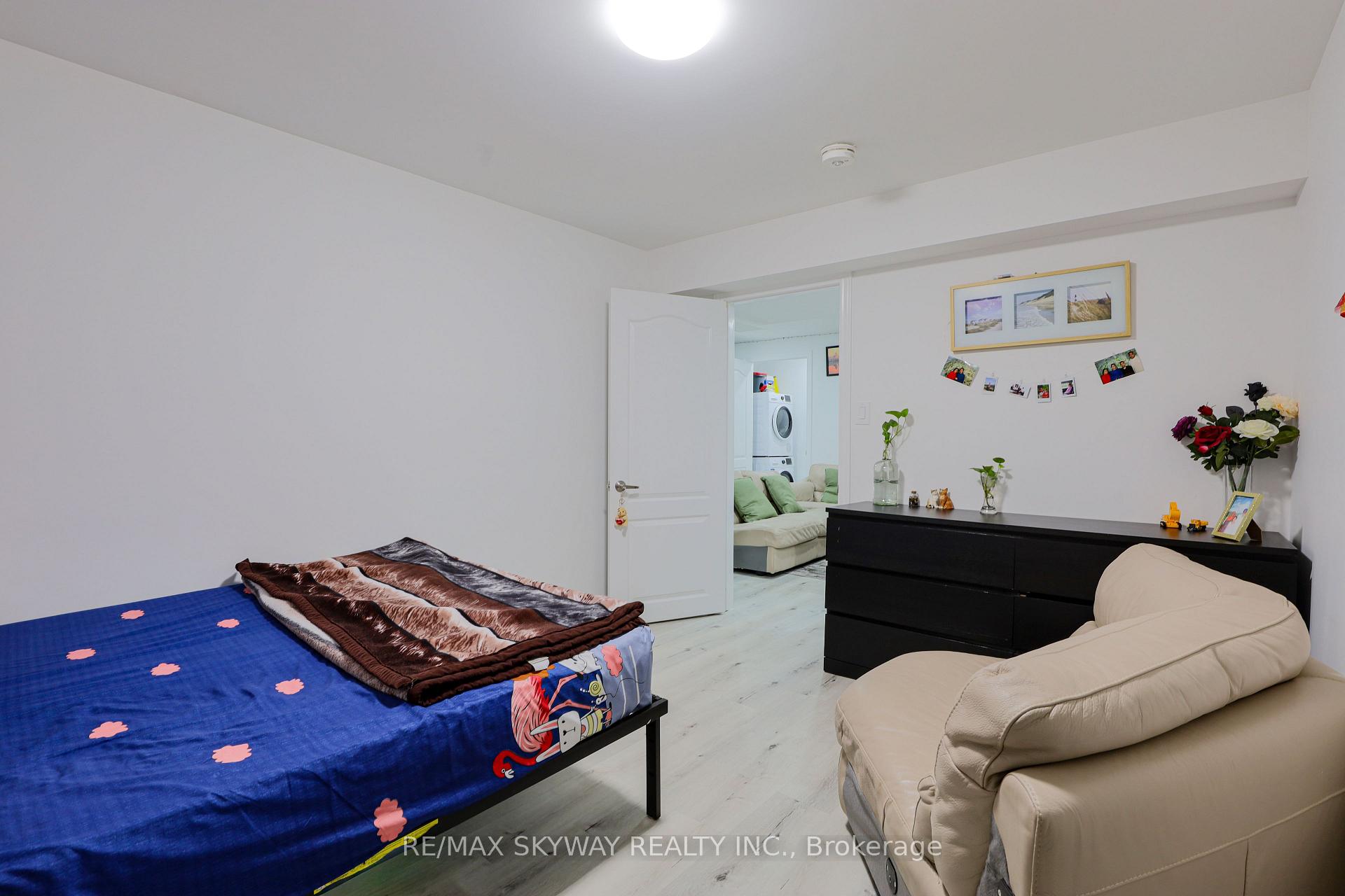 Photo 36 of 379 Valleyway Drive, Brampton, Credit Valley — HOMEH