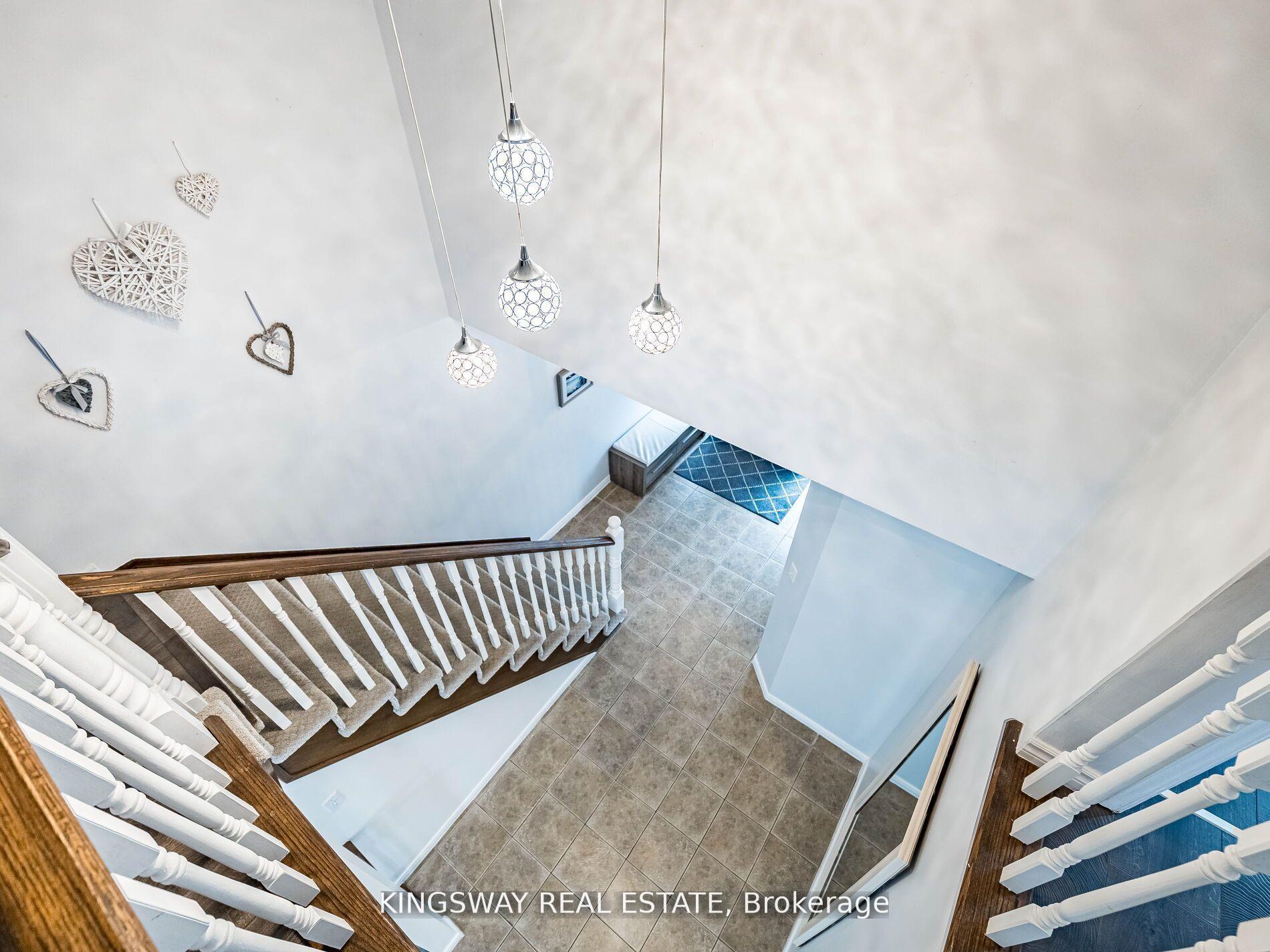 Photo 11 of 278 Southbrook Drive, Hamilton, Binbrook — HOMEH
