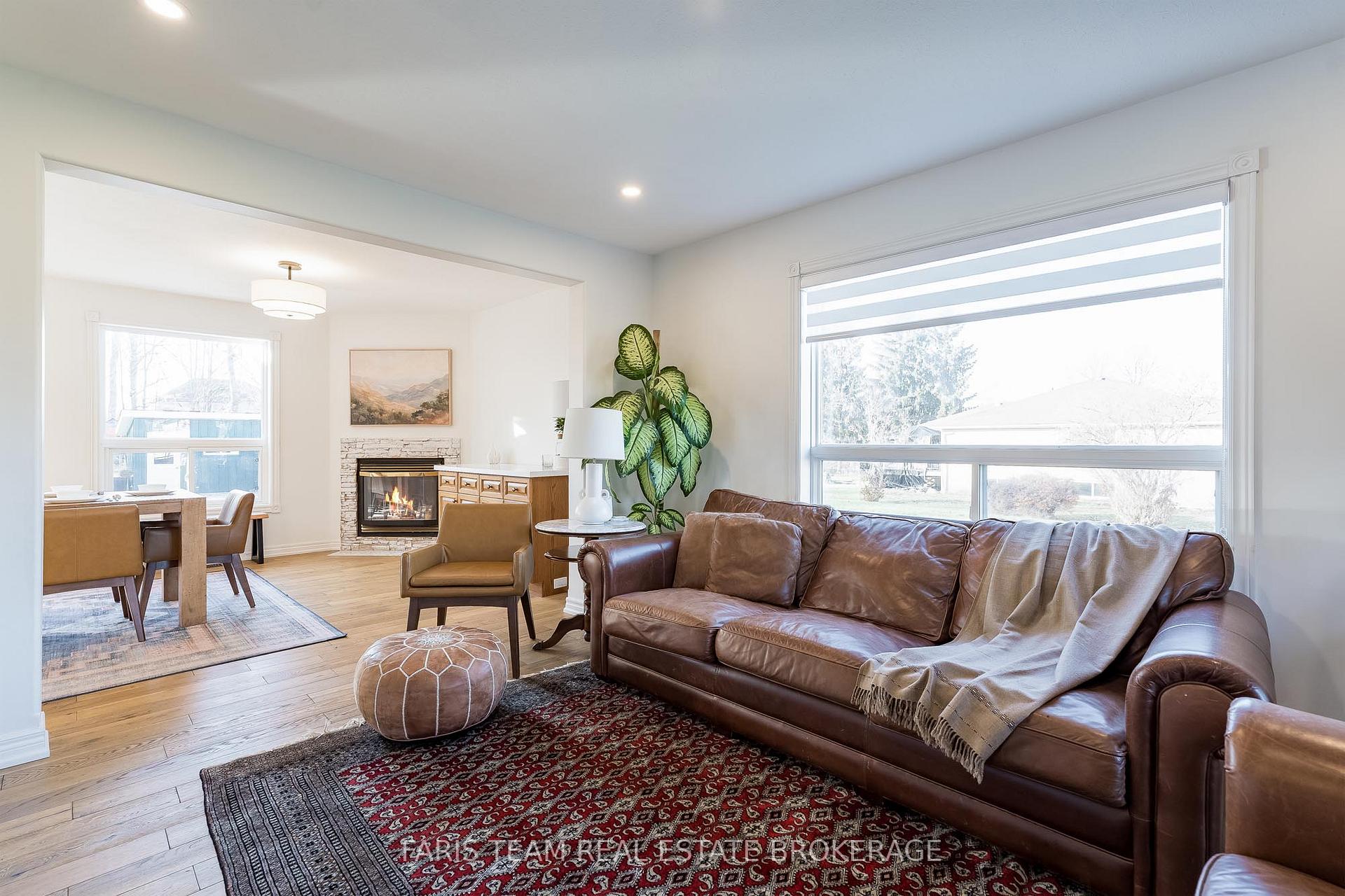 Photo 16 of 2040 Lea Road, Innisfil, Alcona — HOMEH