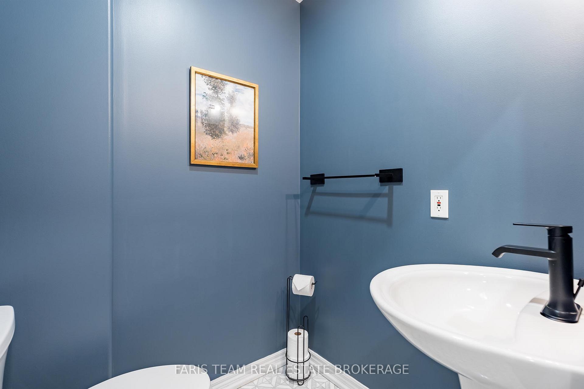 Photo 6 of 2040 Lea Road, Innisfil, Alcona — HOMEH
