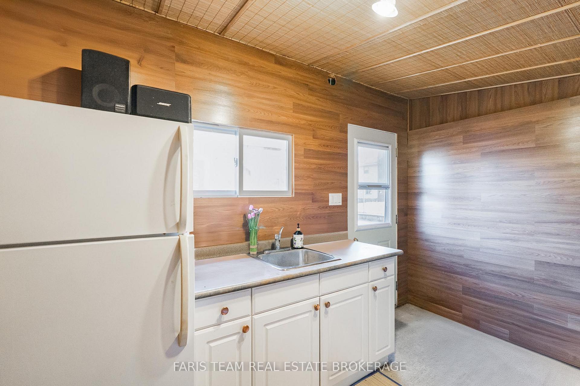 Photo 23 of 2040 Lea Road, Innisfil, Alcona — HOMEH