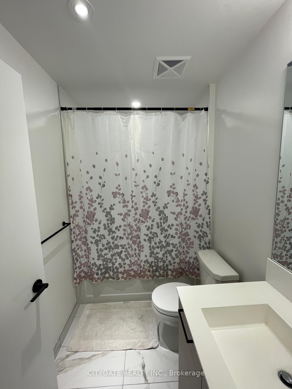Photo 5 of Unit 212, 10 Lagerfeld Drive, Brampton, Northwest Brampton — HOMEH