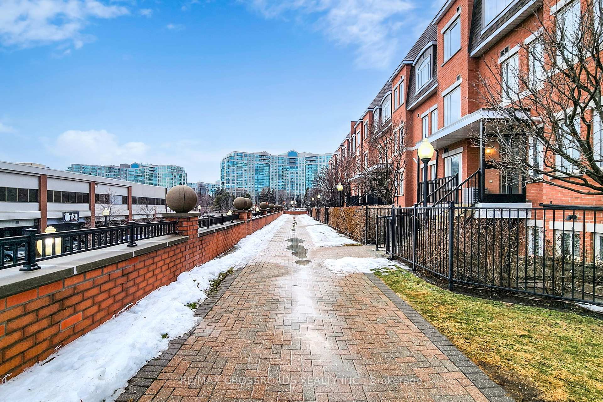 Photo 13 of Unit 203, 308 John Street, Markham, Aileen-Willowbrook — HOMEH