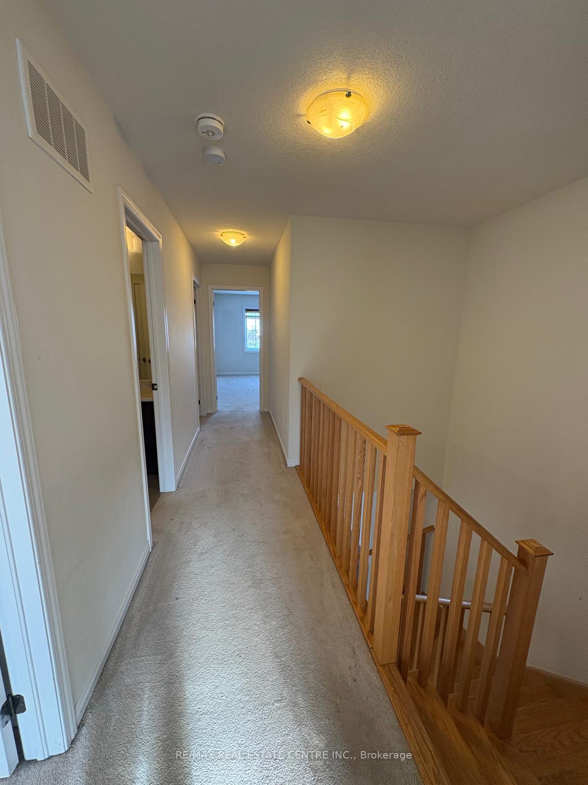 Photo 14 of 122 Golden Spring Drive, Brampton, Fletcher's Meadow — HOMEH