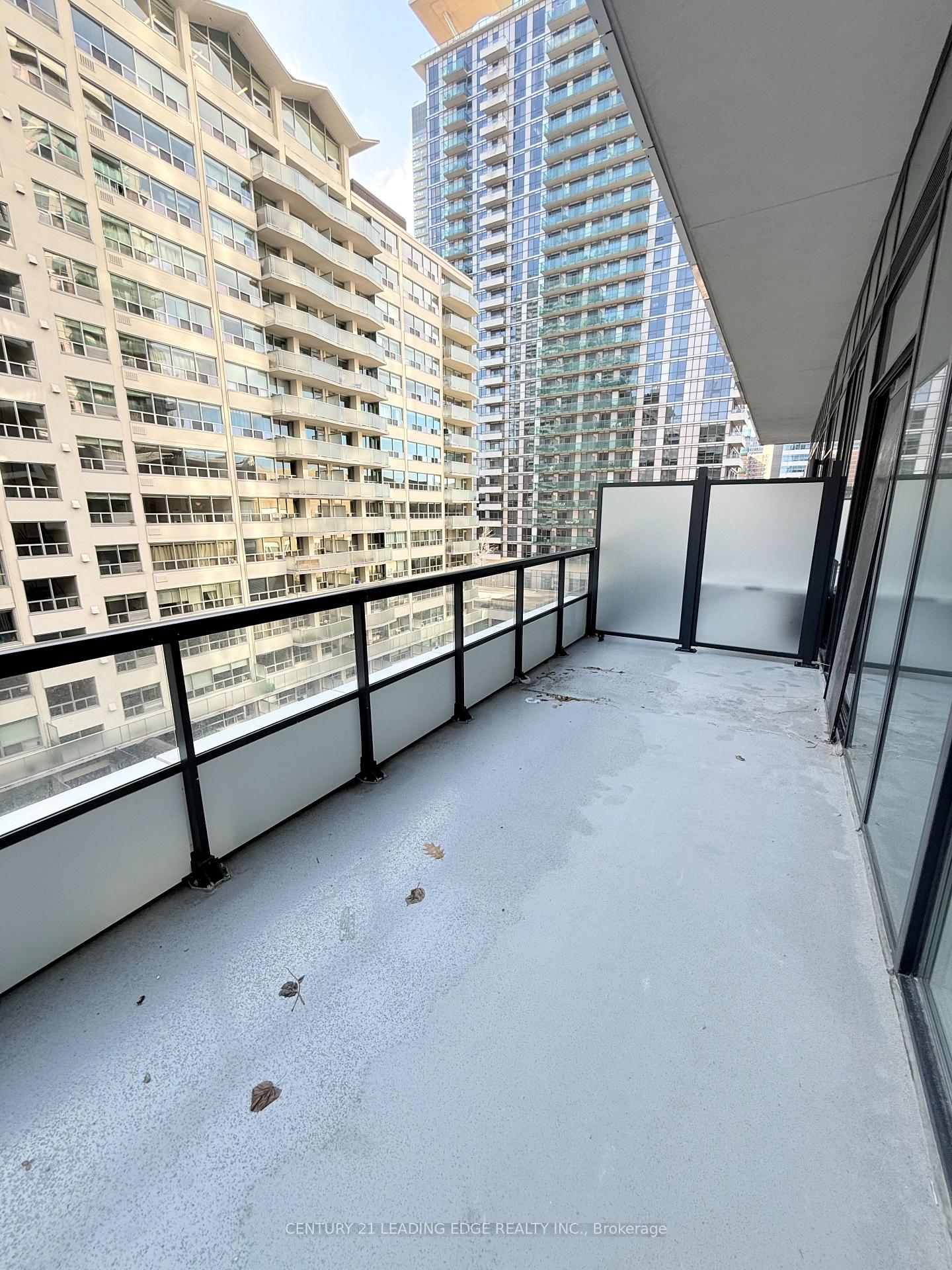 Photo 7 of Unit 501, 65 Broadway Avenue, Toronto, Mount Pleasant West — HOMEH