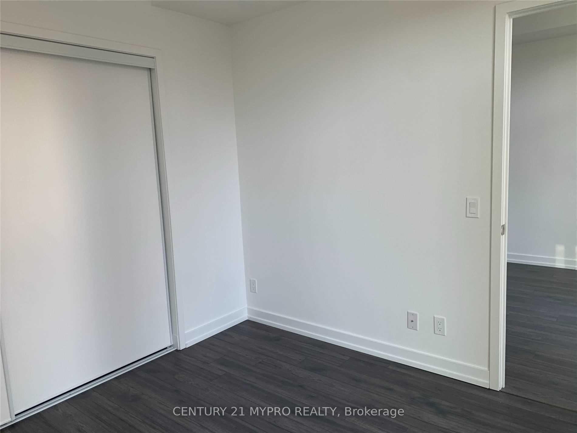 Photo 11 of Unit 1017, 33 Helendale Avenue, Toronto, Yonge-Eglinton — HOMEH