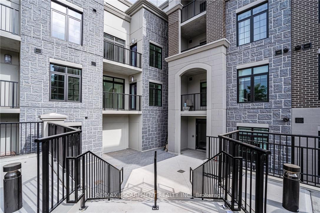 Photo 5 of Unit 307, 153 Wilson Street W, Hamilton, Ancaster — HOMEH