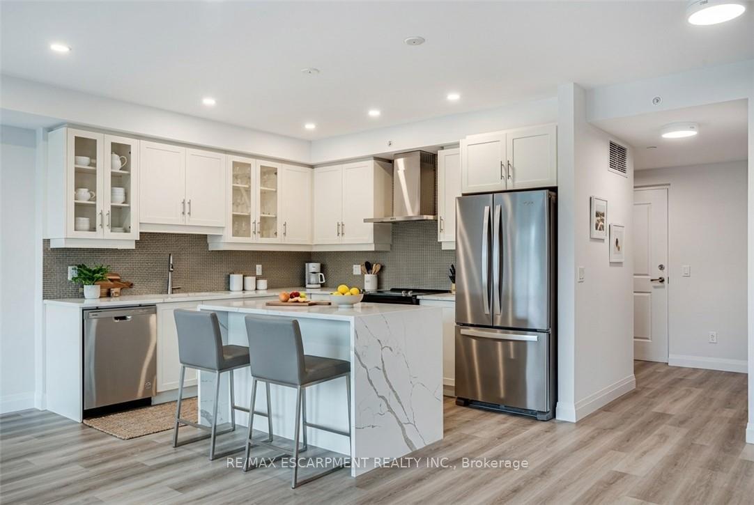 Photo 2 of Unit 307, 153 Wilson Street W, Hamilton, Ancaster — HOMEH