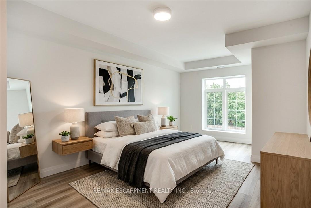 Photo 7 of Unit 307, 153 Wilson Street W, Hamilton, Ancaster — HOMEH