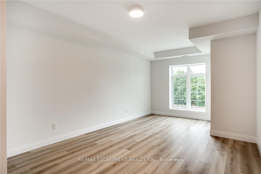 Photo 21 of Unit 307, 153 Wilson Street W, Hamilton, Ancaster — HOMEH