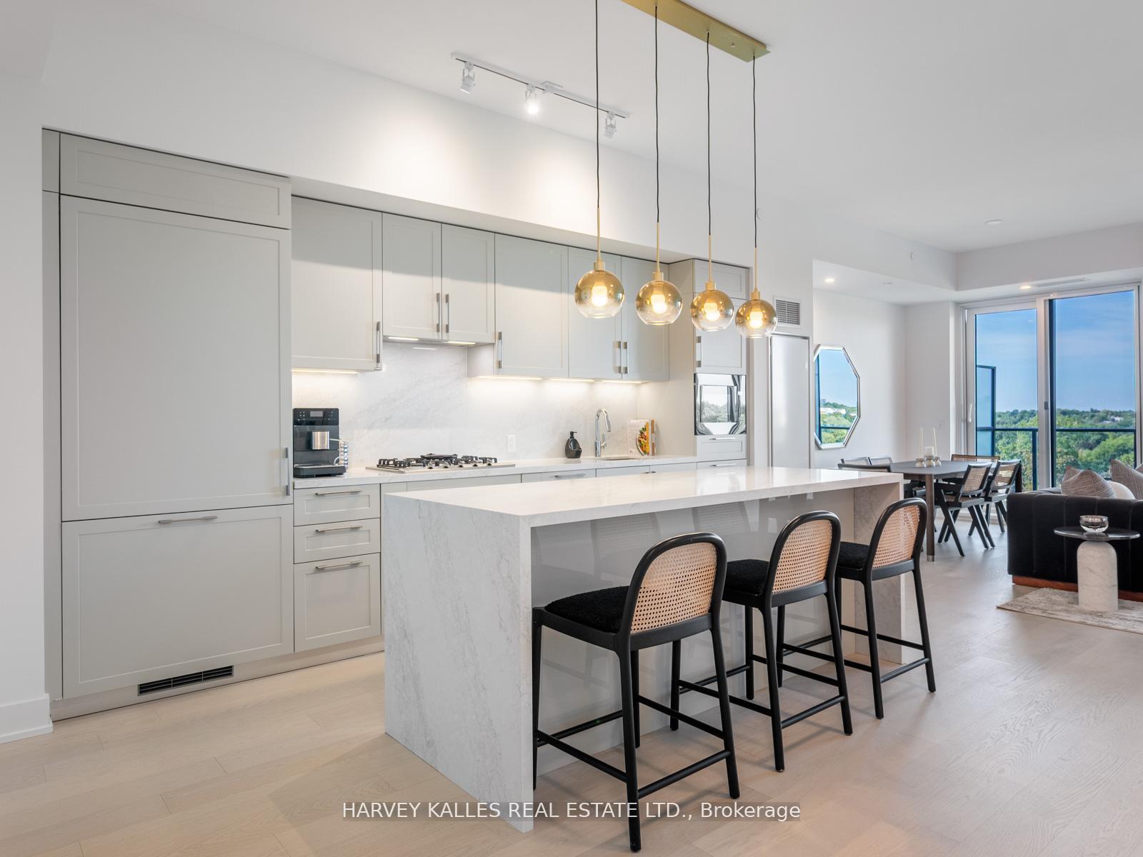 Photo 6 of Unit 1003, 8 Manor Road W, Toronto, Yonge-Eglinton — HOMEH