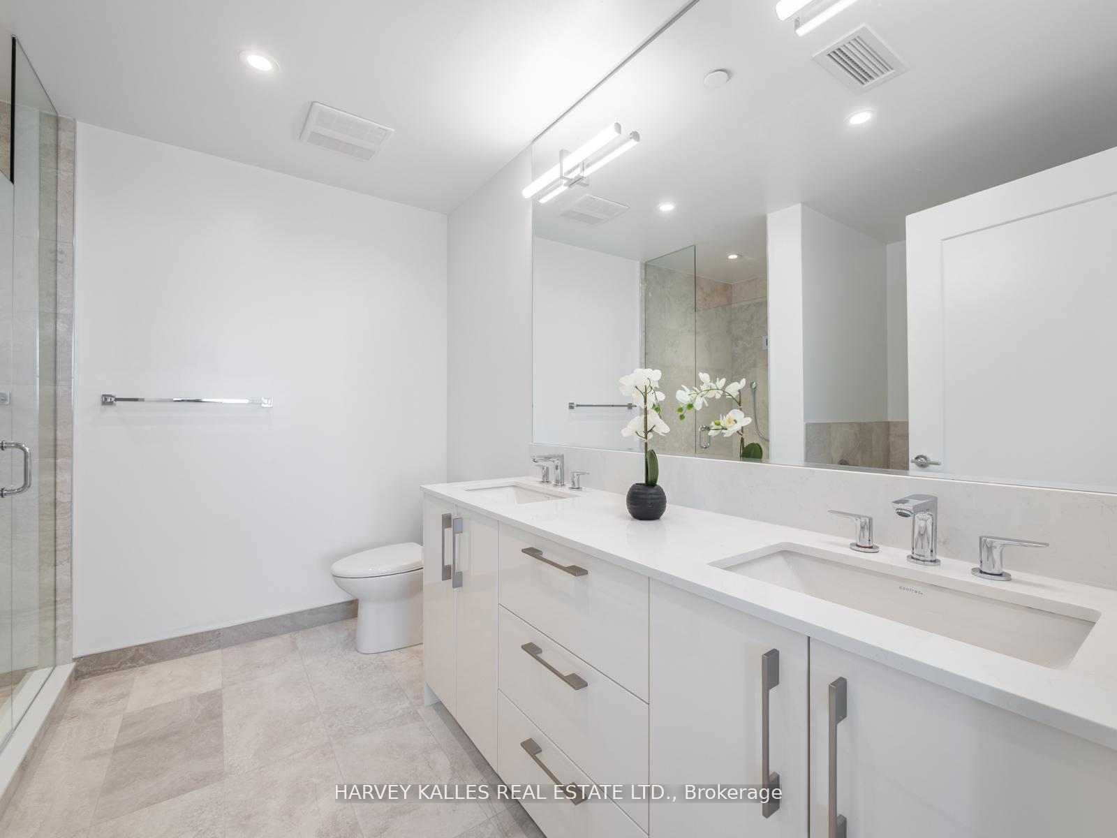 Photo 22 of Unit 1003, 8 Manor Road W, Toronto, Yonge-Eglinton — HOMEH