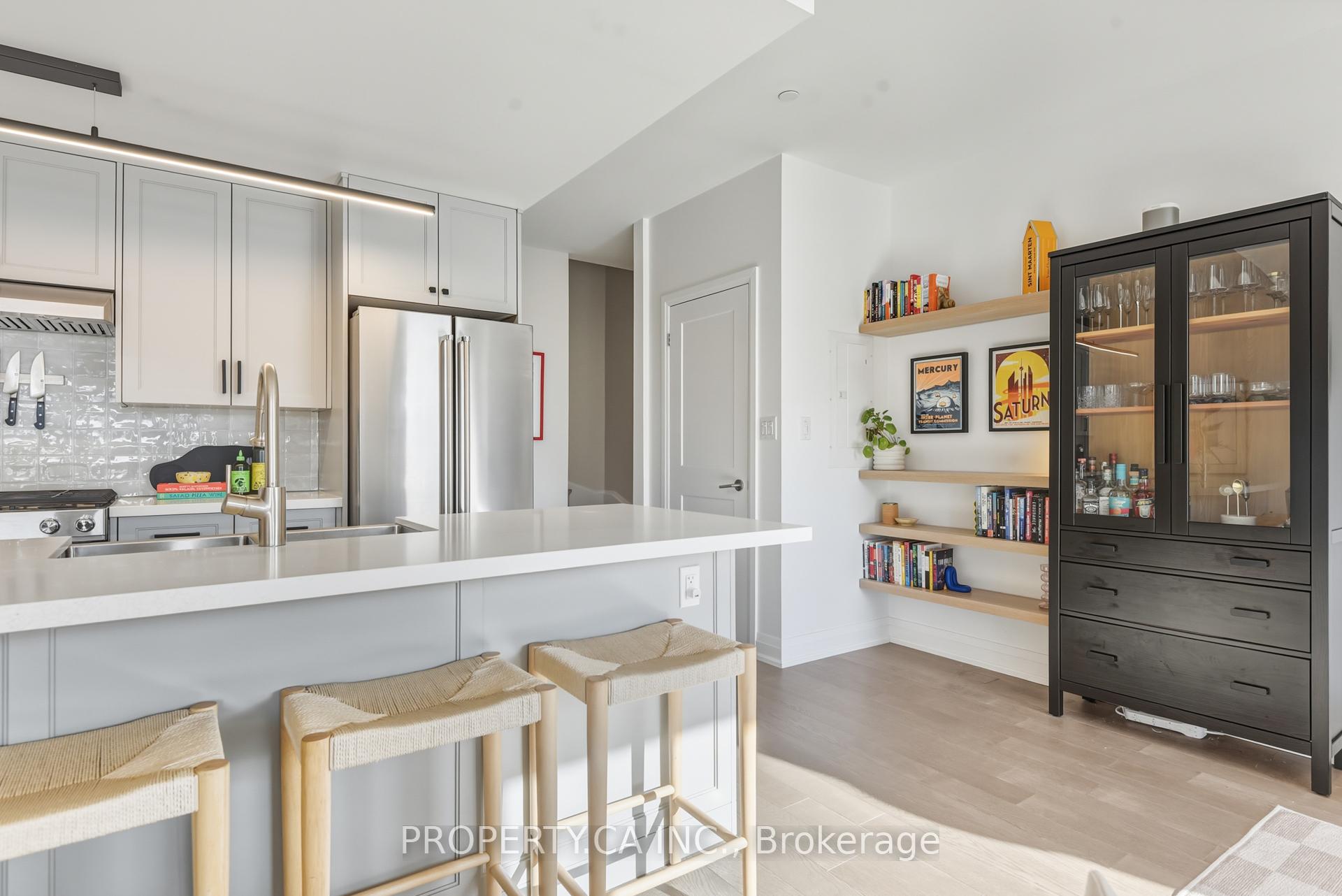 Photo 3 of Unit Th3, 100 Coxwell Avenue, Toronto, Greenwood-Coxwell — HOMEH