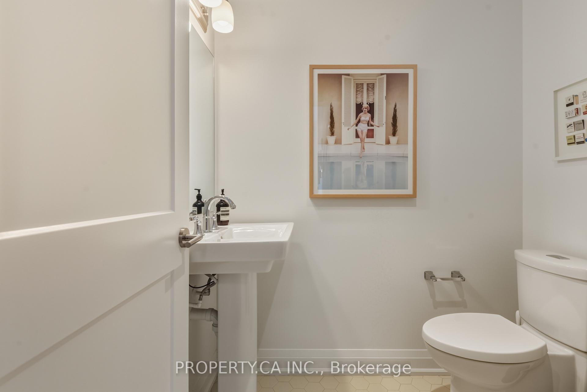 Photo 16 of Unit Th3, 100 Coxwell Avenue, Toronto, Greenwood-Coxwell — HOMEH