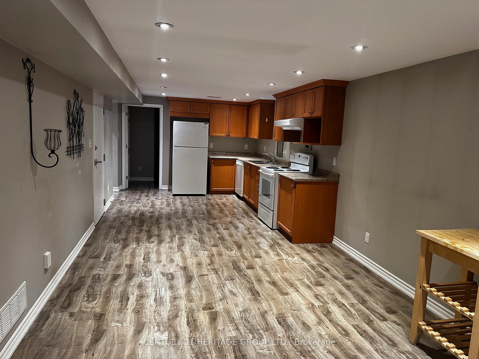 Photo 11 of Unit Basement, 910 Mccullough Drive, Whitby, Downtown Whitby — HOMEH
