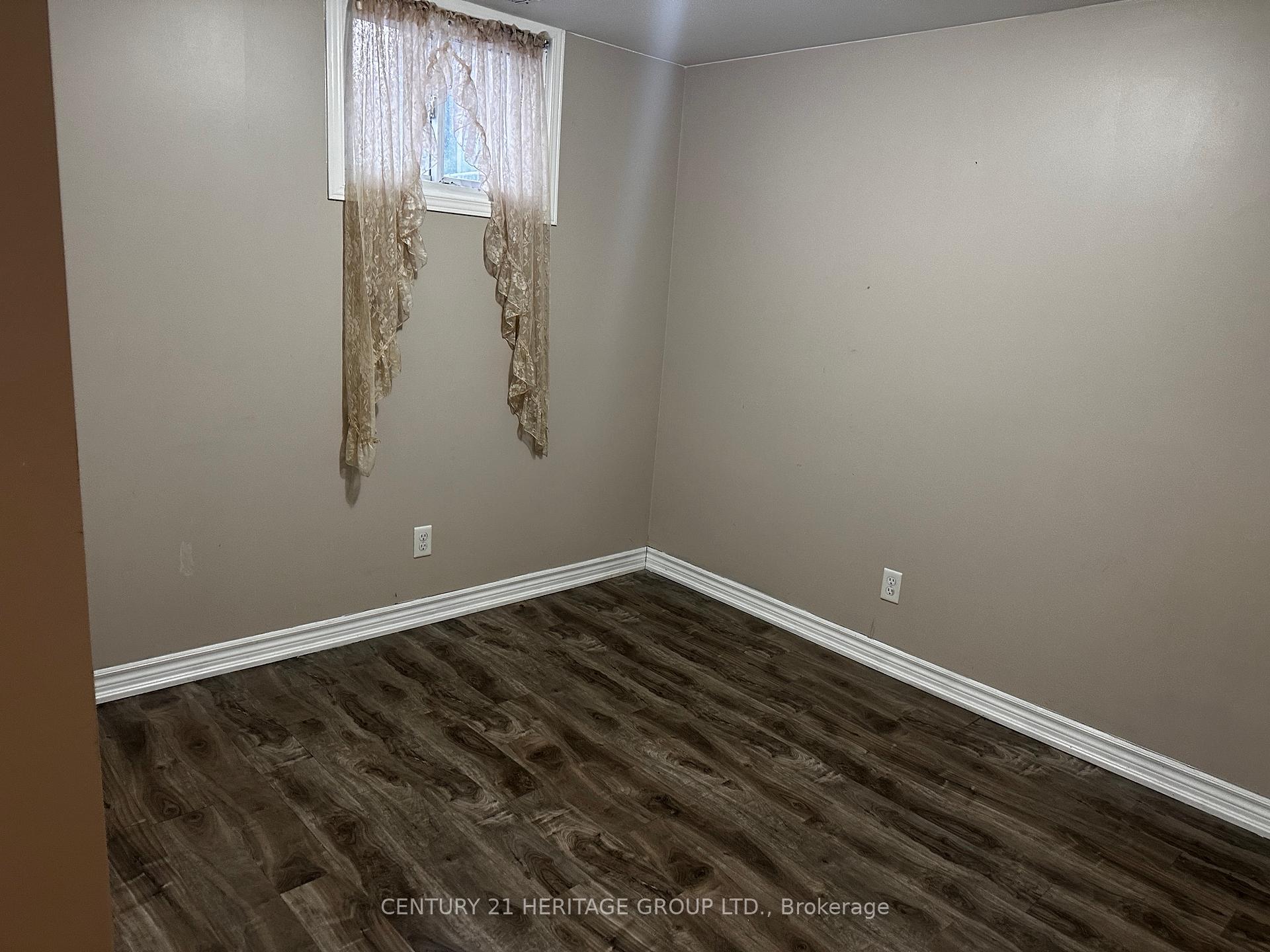 Photo 7 of Unit Basement, 910 Mccullough Drive, Whitby, Downtown Whitby — HOMEH