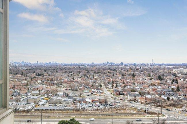 Photo 4 of Unit 2132, 3 Greystone Walk Drive, Scarborough, Kennedy Park — HOMEH
